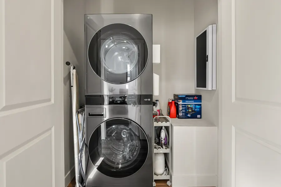 Laundry area at The Rad Retreat (3rd floor)