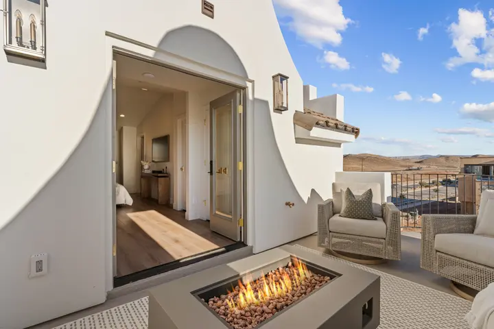 Rooftop patio with desert views at The Rad Retreat