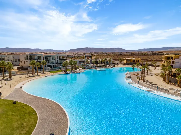 Lagoon beach at Desert Color