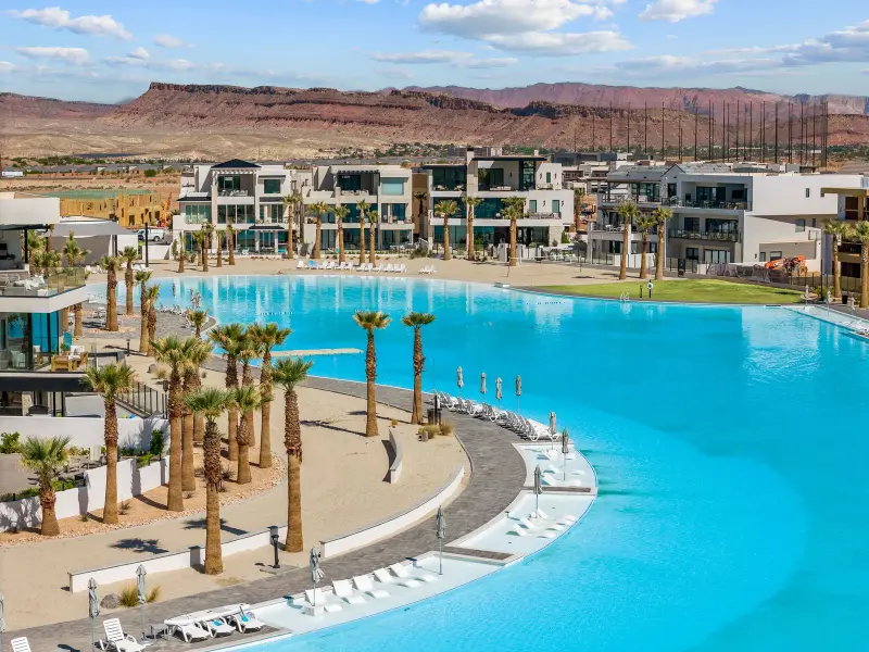 Desert Color lagoon near The Rad Retreat