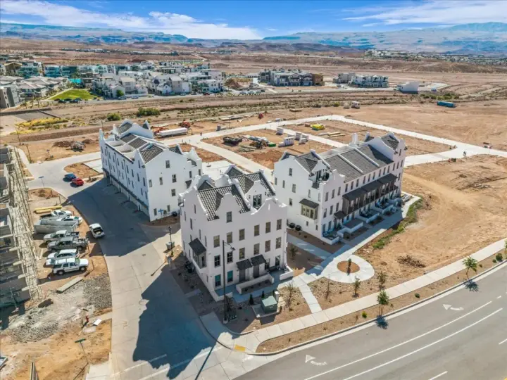 Aerial view of The Rad Retreat and the surrounding Desert Color community